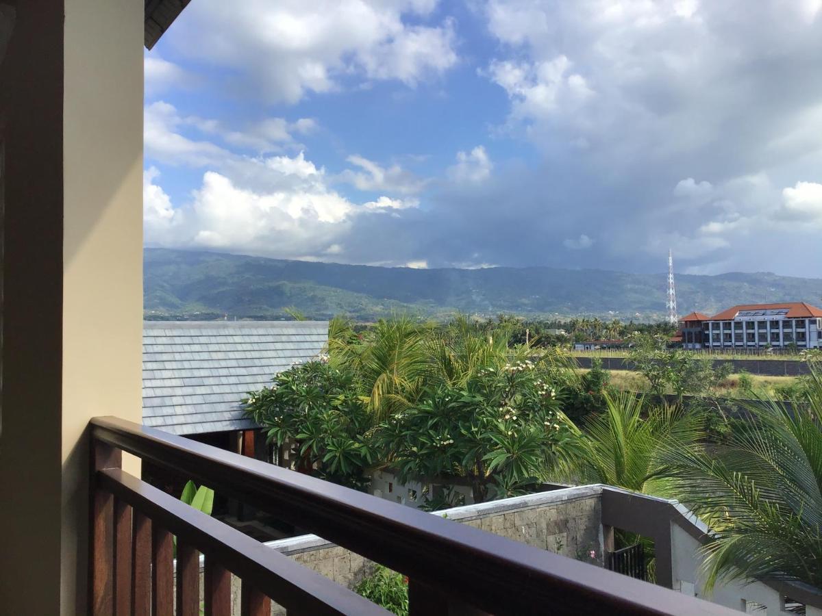 The Grand Villandra Resort Lovina Exterior photo