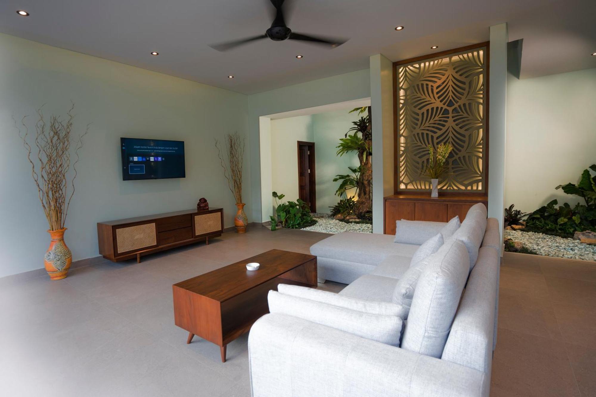 The Grand Villandra Resort Lovina Exterior photo