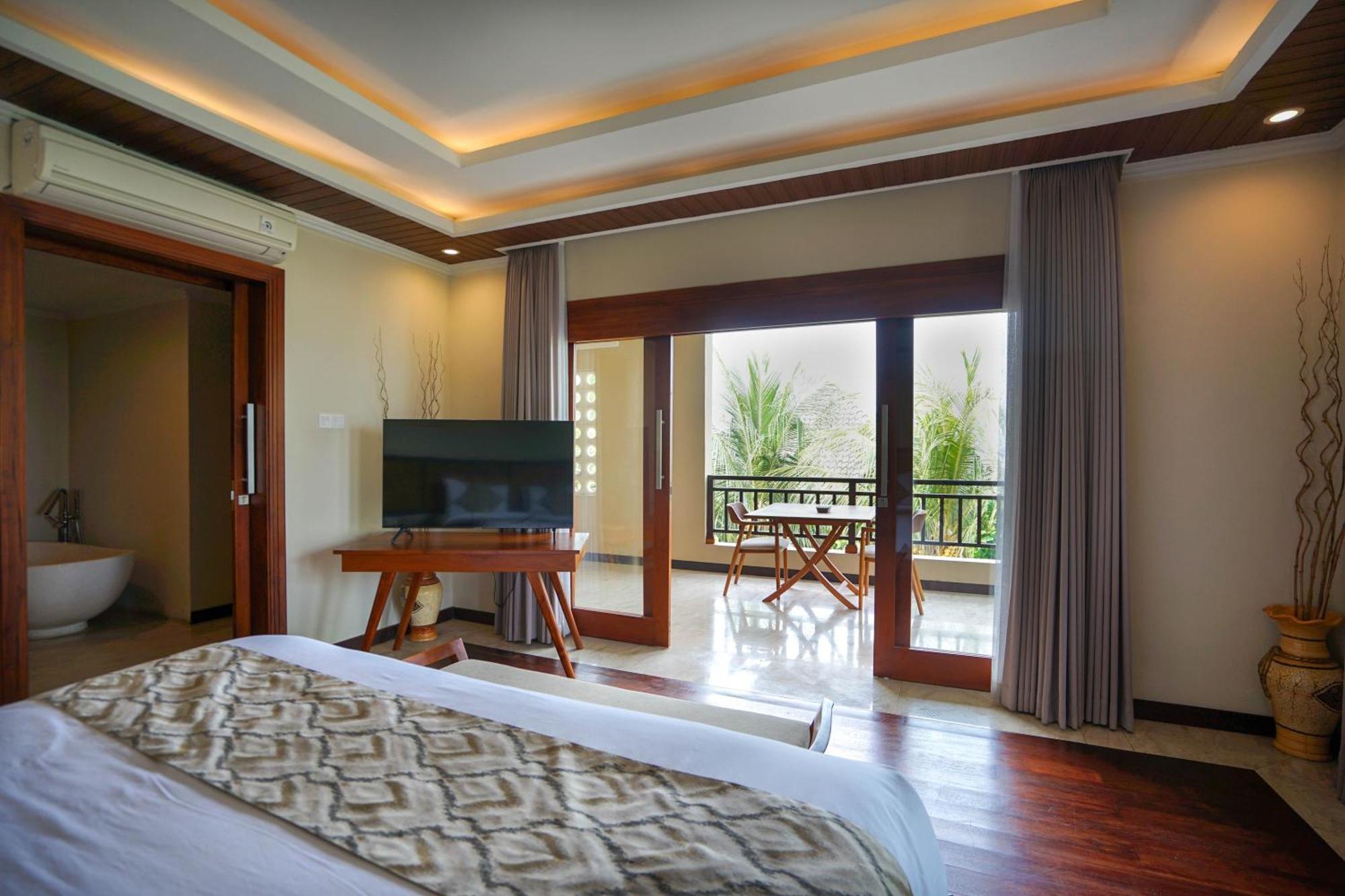 The Grand Villandra Resort Lovina Exterior photo